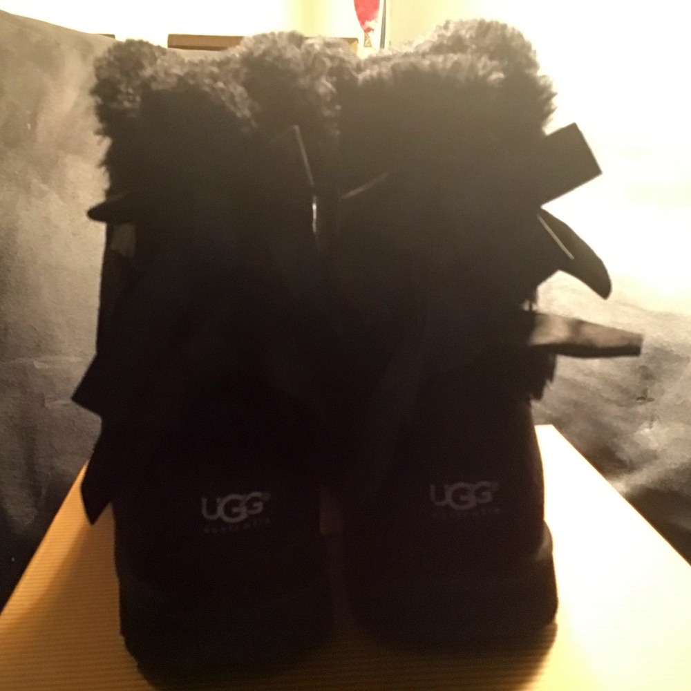 Ugg Bailey Bow II BOOT